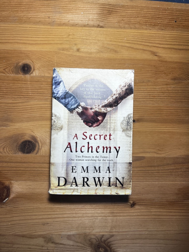 A Secret Alchemy by Emma Darwin [Used: Good] [Softback]