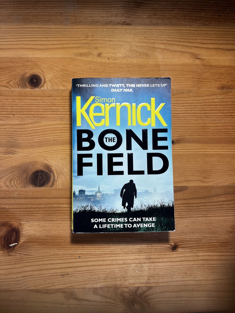 The Bone Field, Simon Kernick [Used -  Good] [Softcover]